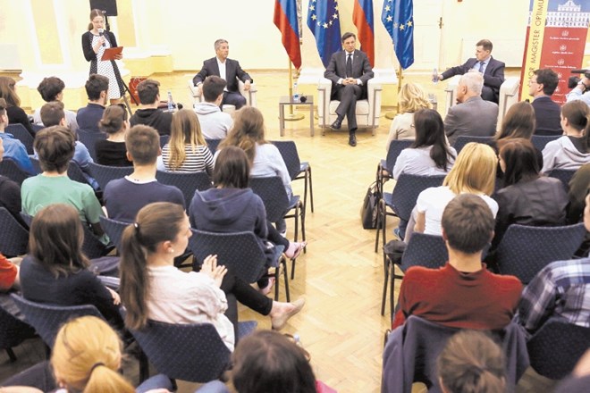 Srečanje predsednika republike Boruta Pahorja s predsednikom Nove slovenske zaveze Petrom Sušnikom in generalnim sekretarjem...