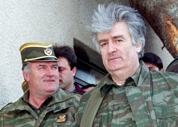 Ratko Mladić  in Radovan Karadžić.