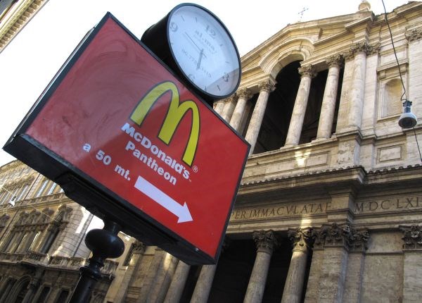Svetovno znana veriga McDonald's v drugem četrtletju zvišala dobiček