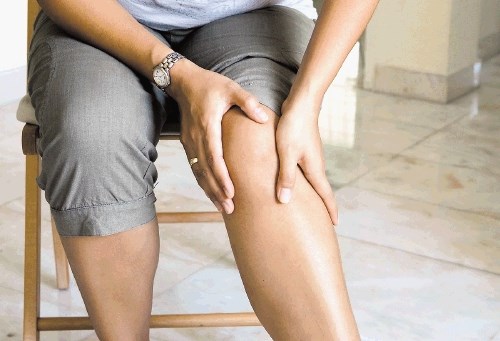 Zdravila z glukozaminom se uporabljajo za blaženje simptomov pri blagi do zmerni osteoartrozi kolena.