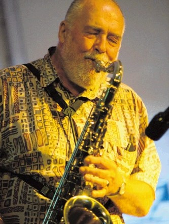 Med udeleženci kranjskega »jama« 
je bil tudi znani avstrijski saksofonist Heinz von Hermann.