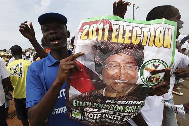 V Liberiji bodo danes potekale parlamentarne in predsedniške volitve. Na slednjih bo kot kandidatka nastopila tudi sedanja...