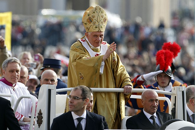 Papeža zanima Dajla, premoženje samostana na Krogu čaka na sodišče