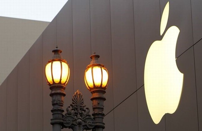 Apple majhni nemški kavarni grozi s tožbo, ker je njen simbol prav tako jabolko
