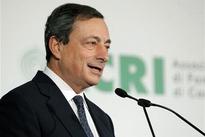 Svet ECB se je danes prvič sestal pod vodstvom novega predsednika ECB Maria Draghija.