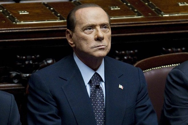 Berlusconi je sicer v sredo napovedal, da namerava odstopiti do konca meseca oziroma šele, ko bo parlament potrdil zakon o...