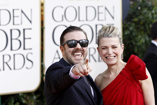 Nagrade brez dlake na jeziku: Zlate globuse bo ponovno vodil Ricky Gervais