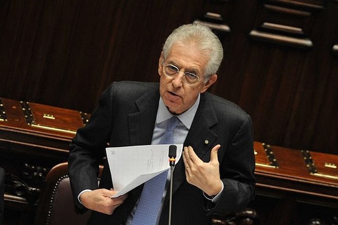 Nova italijanska vlada, ki jo vodi Mario Monti (na fotografiji), dosega vrtoglavo priljubljenost.