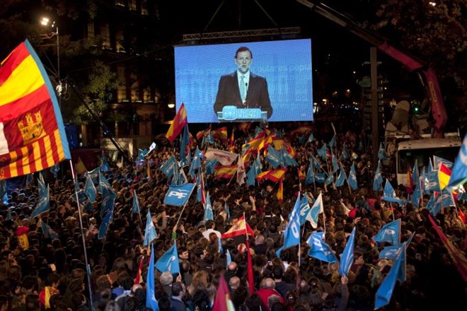 Rajoy obljublja "znoj in solze", ne čudežev, socialisti priznali poraz