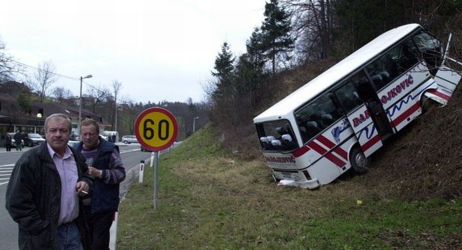 Voznik avtobusa na Češkem je za volan sedel krepko vinjen