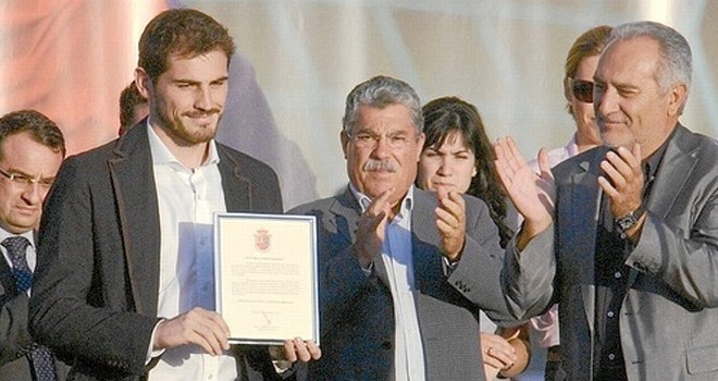 Iker Casillas je v svojem rodnem kraju dobil avenijo.