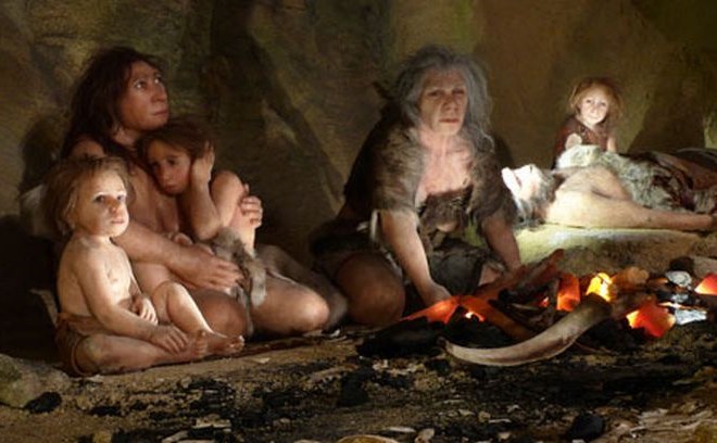 Neandertalci naj bi izumrli zaradi spolnih odnosov z modernim človekom