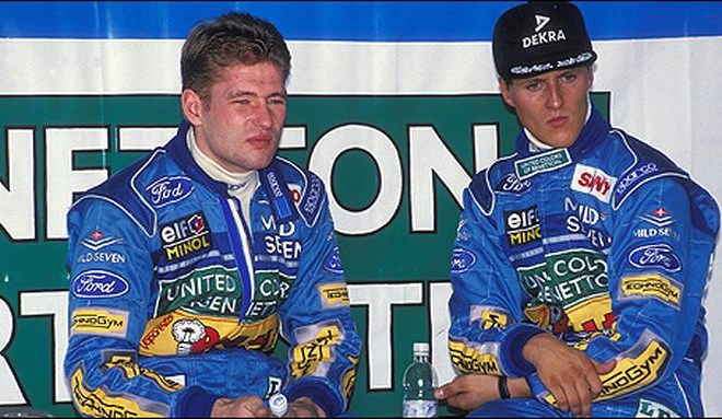 Jos Verstappen (levo) je prepričan, da je imel leta 1994 Michael Schumacher drugačen avto kot on, čeprav sta dirkala v isti...