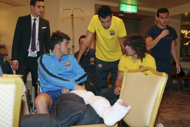 Villo so po zlomu noge v bolnišnici obiskali tudi njegovi soigralci.
