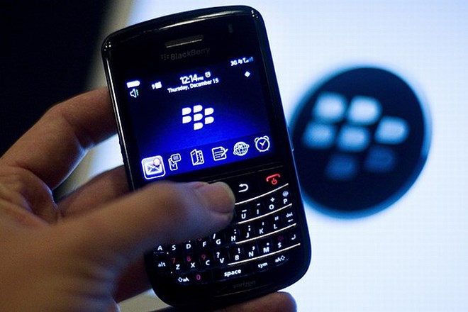 Microsoft in Nokia razmišljata o prevzemu blackberryjev