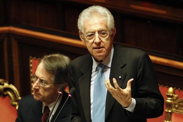 Novembra je Italija izdala podobne obveznice tik zatem, ko je Mario Monti (na fotografiji) nasledil Sivia Berlusconija na...