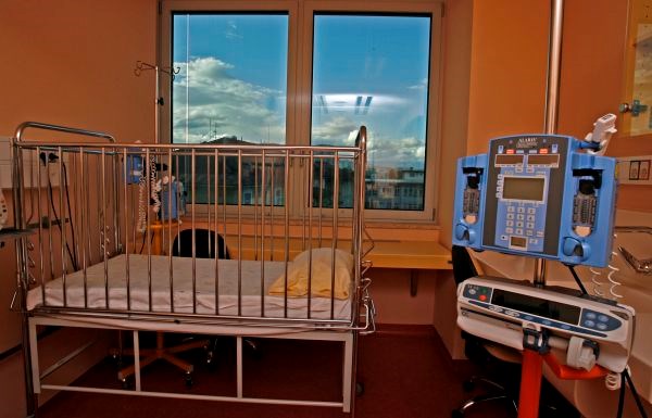 Pediatrični kliniki Ljubljana pa na vladi sprejeti sklepi v okviru prihrankov iz Aneksa 3 k Splošnemu dogovoru za pogodbeno...