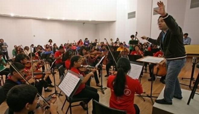 Mozart proti tolpam: Klasična glasba spreminja življenja mladih