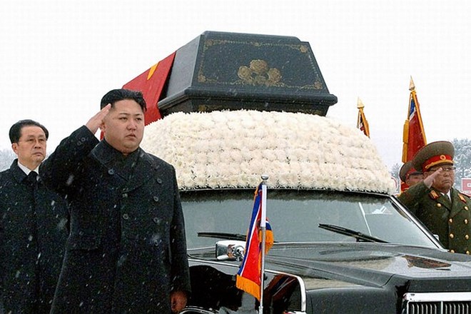 Severna Koreja bo balzamirala truplo Kim Jong Ila