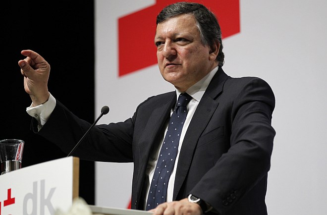 Barroso želi trdnejši požarni zid za zaščito evra