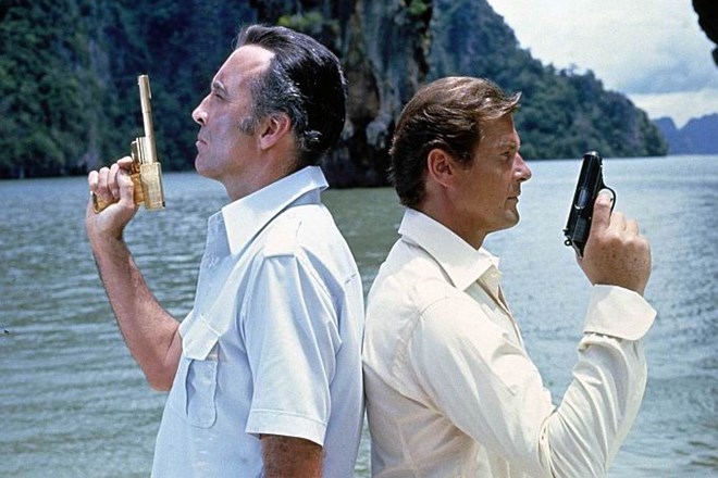 Fotografija iz filma James Bond - Mož z zlato pištolo.