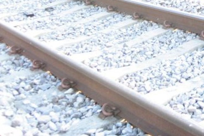 Zaprta železniška proga med Divačo in Koprom