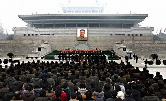 Za preminulim Kim Jong Ilom žaluje tudi narava v Nemčiji
