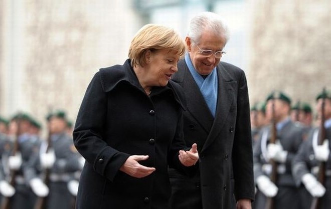 Srečanje v Rimu: Snujejo Merklova, Sarkozy in Monti maščevanje proti Cameronu?