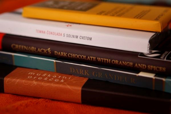 Temna čokolada: Je okusna in deluje kot nagrada po napornem dnevu, dokazano pa je, da pomaga tudi pri zmanjševanju visokega...