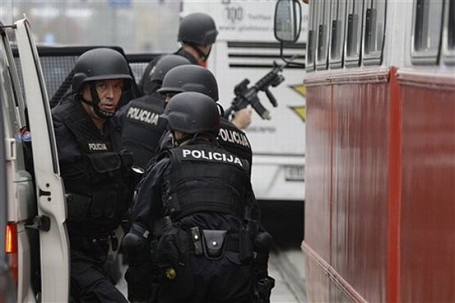 Policija v BiH nad muslimansko ločino vahabitov