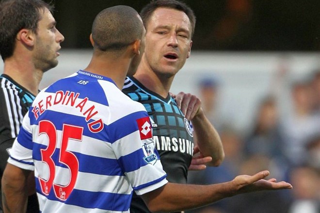 John Terry naj bi rasistiščno žalil igralca QPR Antona Ferdinanda.