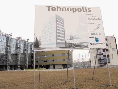 V Tehnopolis naj bi privabljali tehnološka podjetja in razvojne ustanove, vendar se je kmalu izkazalo, da lahko prostore...