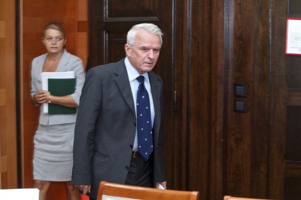 Kaj bo nadzornikom NKBM na sestanku prihodnji teden povedal guverner Banke Slovenije Marko  Kranjec?