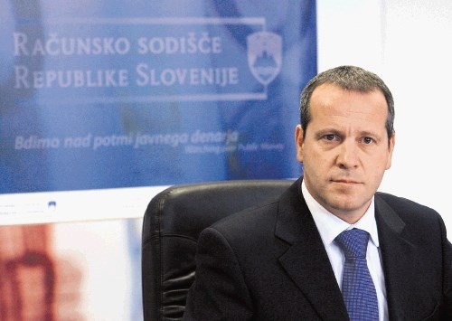Predsednik računskega sodišča Igor Šoltes je prepričan, da bi bila razselitev tekmovanja nesmiselna in negospodarna, saj z...
