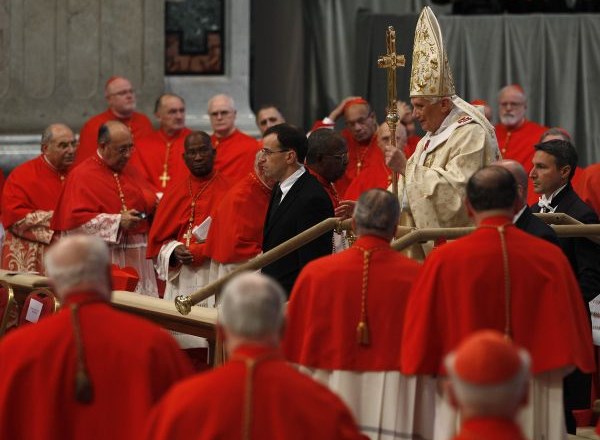 Kardinali so po papežu najvišji predstavniki Rimskokatoliške cerkve in so po izročilu papeževi svetovalci pri vodenju...