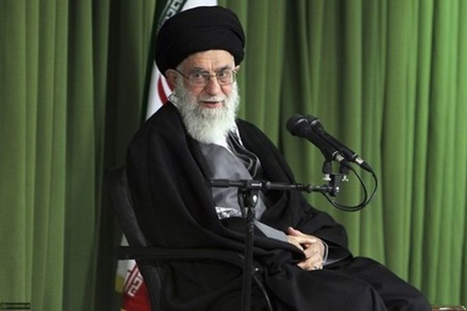 Iranski vrhovni verski voditelj, ajatola Ali Hamenej, je danes zatrdil, da njegova država ne skuša pridobiti jedrskega...