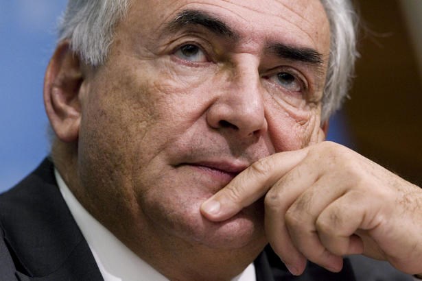 Spletni portret: Dominique Strauss-Kahn, bivši politik, ki ga vedno ulovijo s spuščenimi hlačami