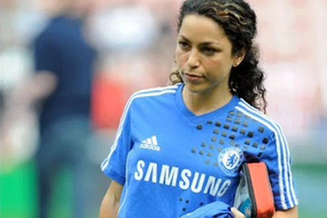 Eva Carneiro je na klopi Chelseaja v tej sezoni pritegnila precej pozornosti.