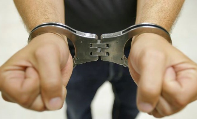 Policija je zaradi zlorabe in groženj družinskim članom aretirala 37-letno Zagrebčanko.