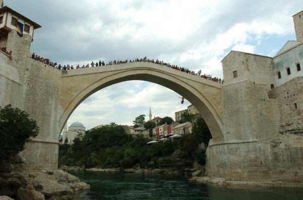 Mostarski most v Mostarju.