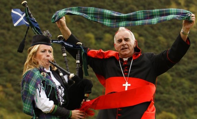 Vodja  katoliške  cerkve na Škotskem, kardinal Keith O'Brien (na fotografiji), je britansko vlado obtožil, da namerava z...
