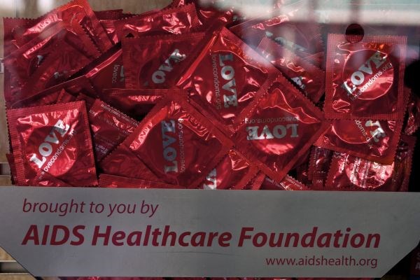 Zakon je prejšnji mesec podpisal župan na pobudo organizacij, kot je Zdravstvena fundacija proti aidsu (AHF), ki so želele...