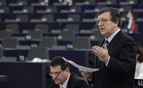 Predsednik Evropske komisije Jose Manuel Barroso v evropskem parlamentu.