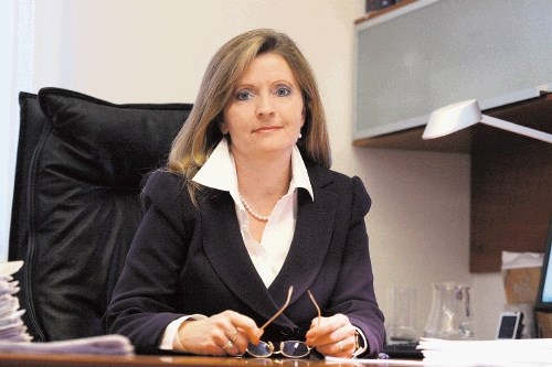 Marjana Tičar Bešter bo notarsko zbornico vodila tudi  prihodnja tri leta.