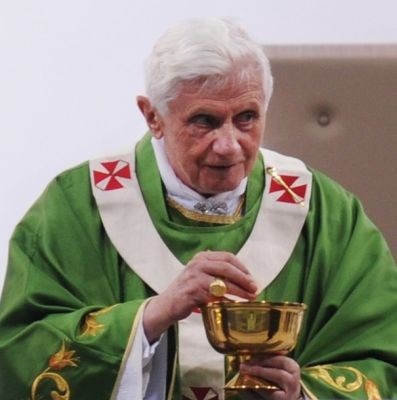 Benedikt XVI. je Mehiko za svoj cilj izbral, ker je za Brazilijo v Latinski Ameriki druga po številu prebivalcev, za...