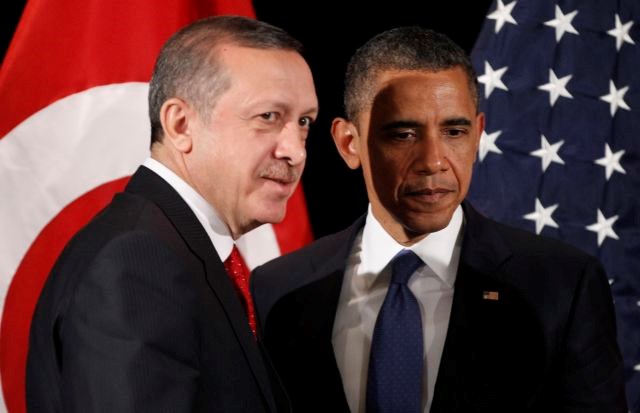 Obama in Erdogan za "nesmrtonosno pomoč" sirskim upornikom