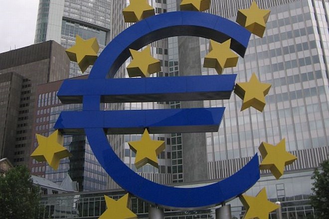 ECB: Februarja počasnejša rast posojil zasebnemu sektorju