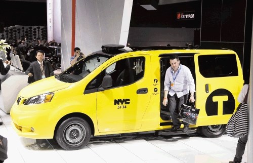 Novi rumeni taksiji v New Yorku bodo japonski