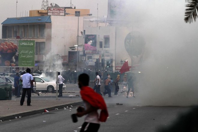V Bahrajnu pred jutrišnjo dirko formule 1 ubit protestnik