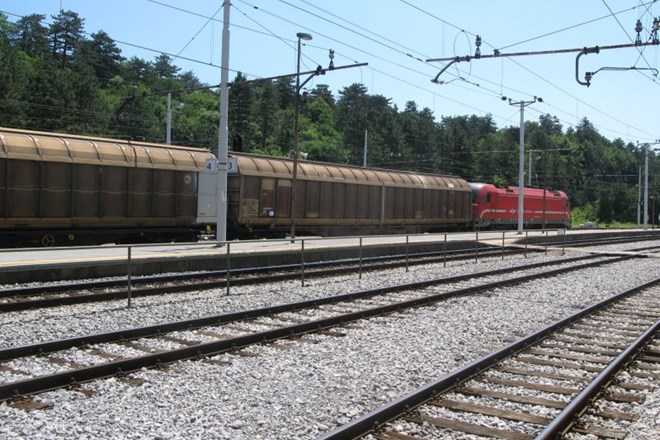 Jutri bo zaprta železniška proga med Divačo in Koprom